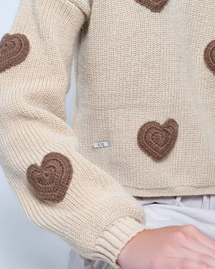 Suéter Parches Corazones