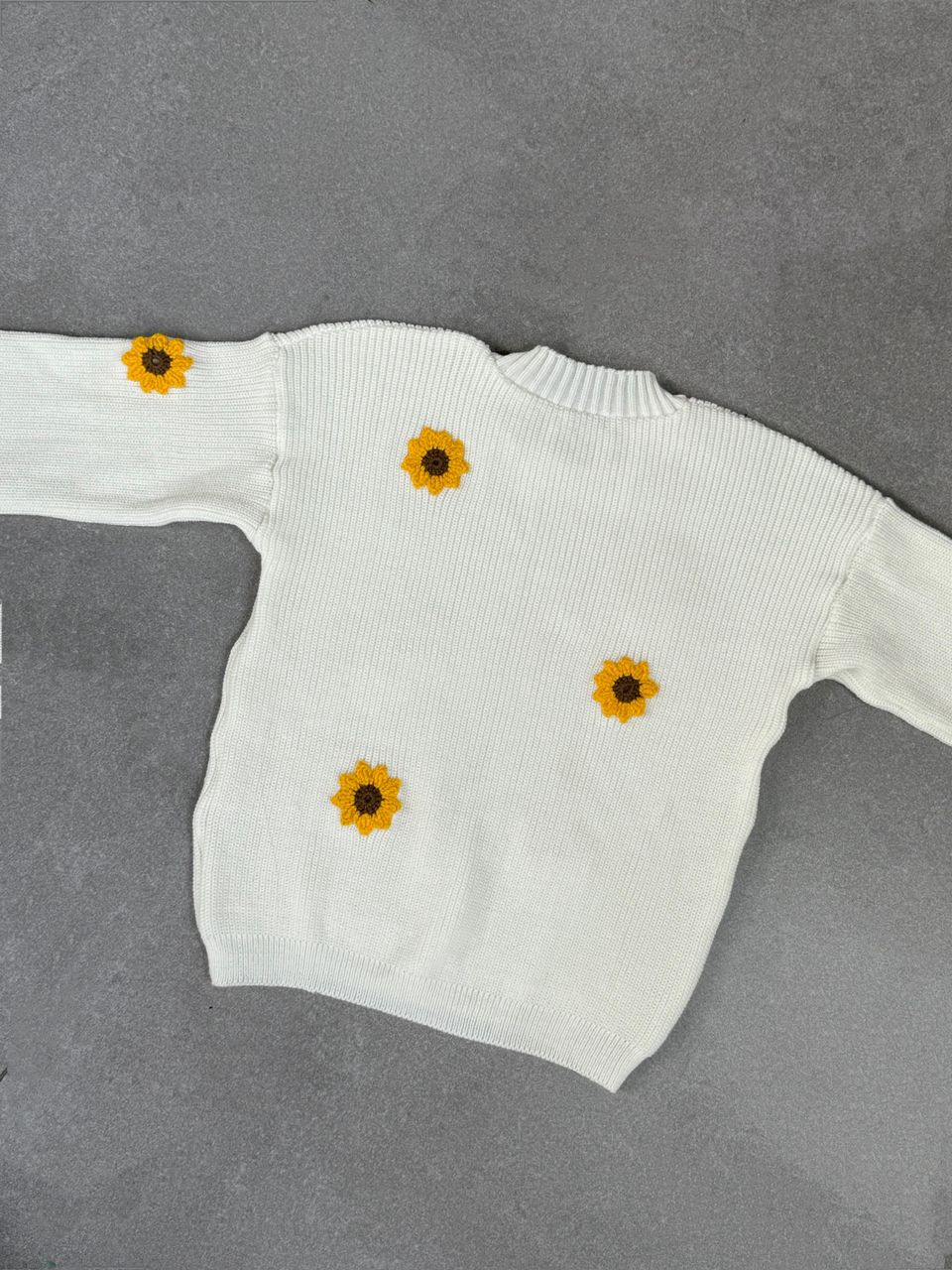 Suéter Parches Girasoles