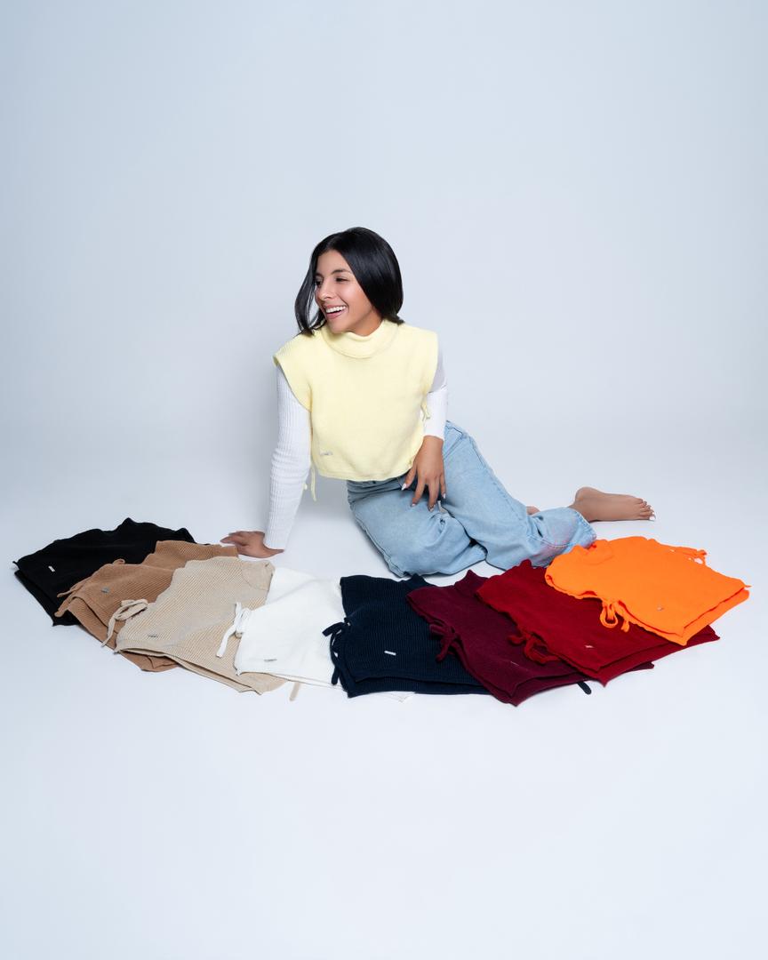 Chaleco lazos a los lados