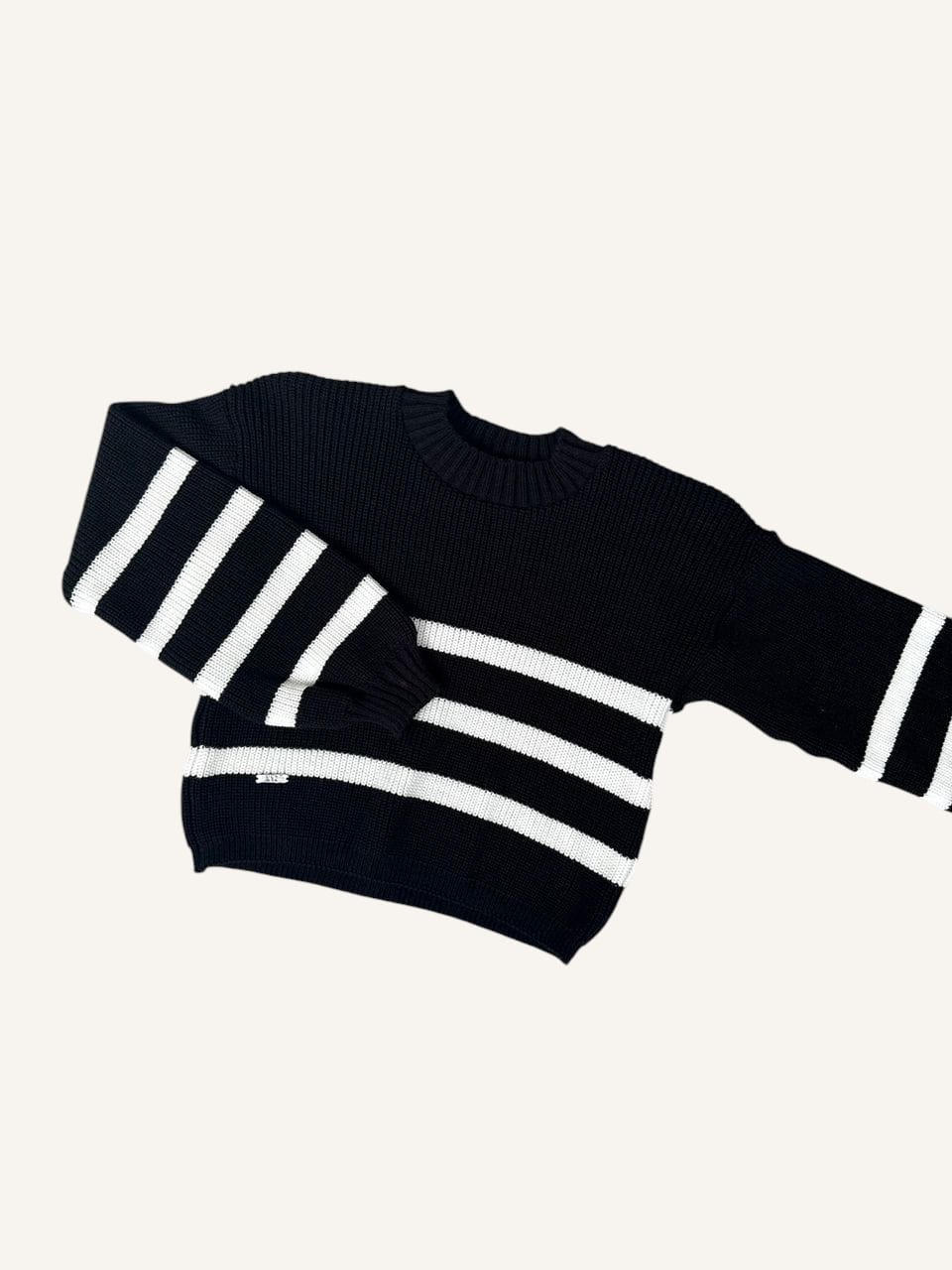 Suéter Rayas Unicolor